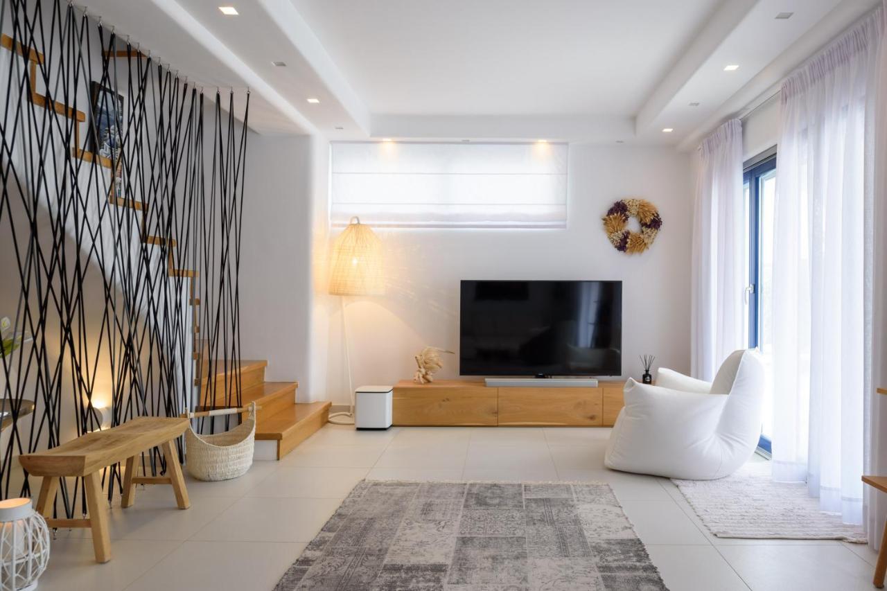 Amor Hideaway Villas Fira  Eksteriør bilde